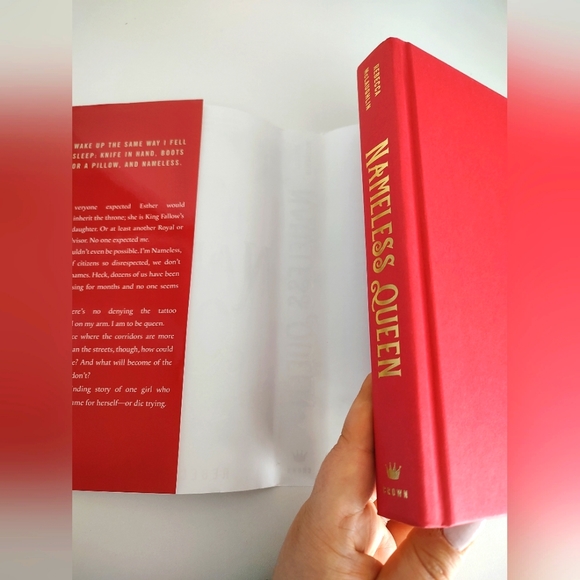 Hardcover book and bookmark - Picture 3 of 4